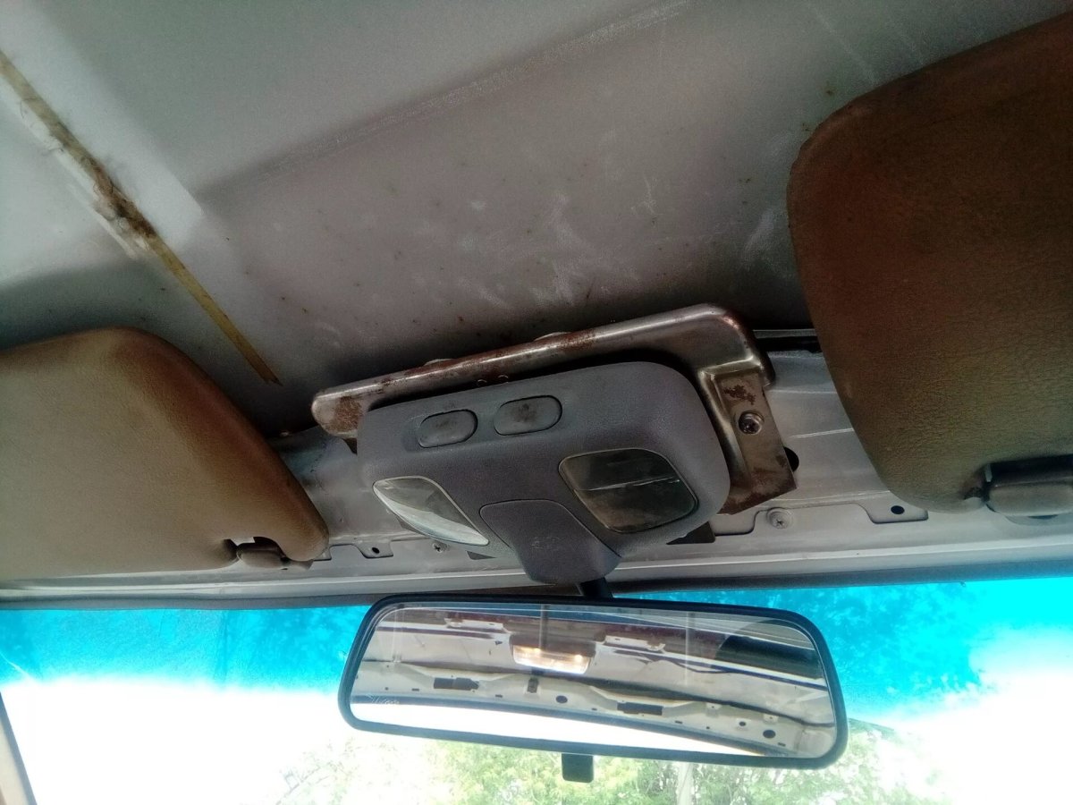 Потолок Ниссан d21 на d22