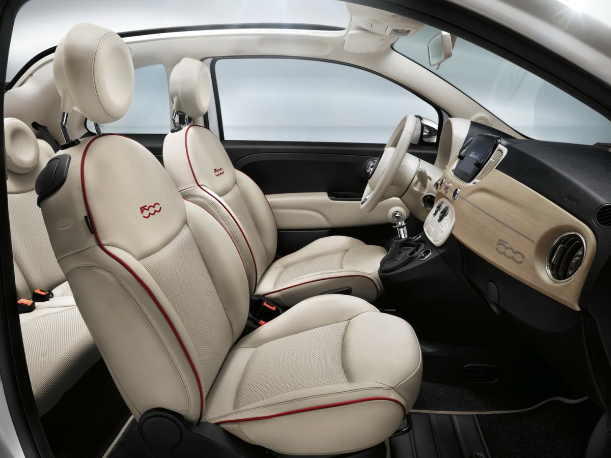 Фиат 500 белый салон