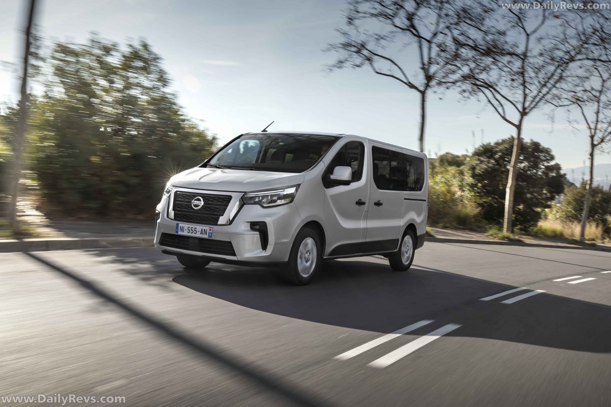 Nissan nv300 Combi 2023
