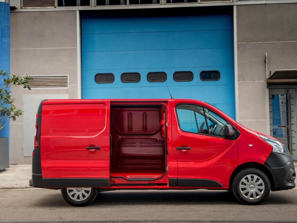 Nissan nv200 грузовой фургон