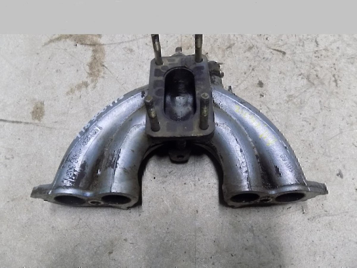 Коллектор впускной 2101