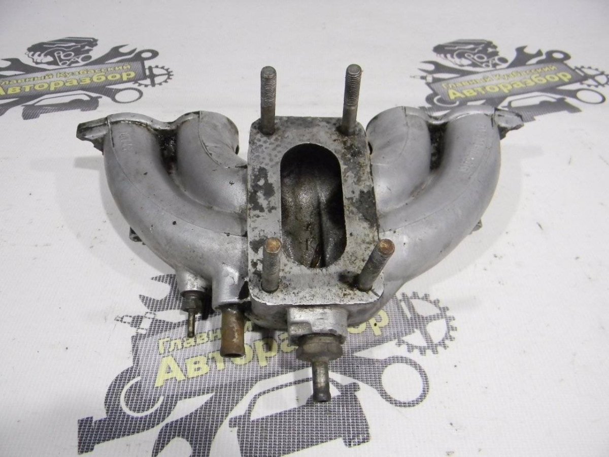 Впускной коллектор ВАЗ 2105 карбюратор