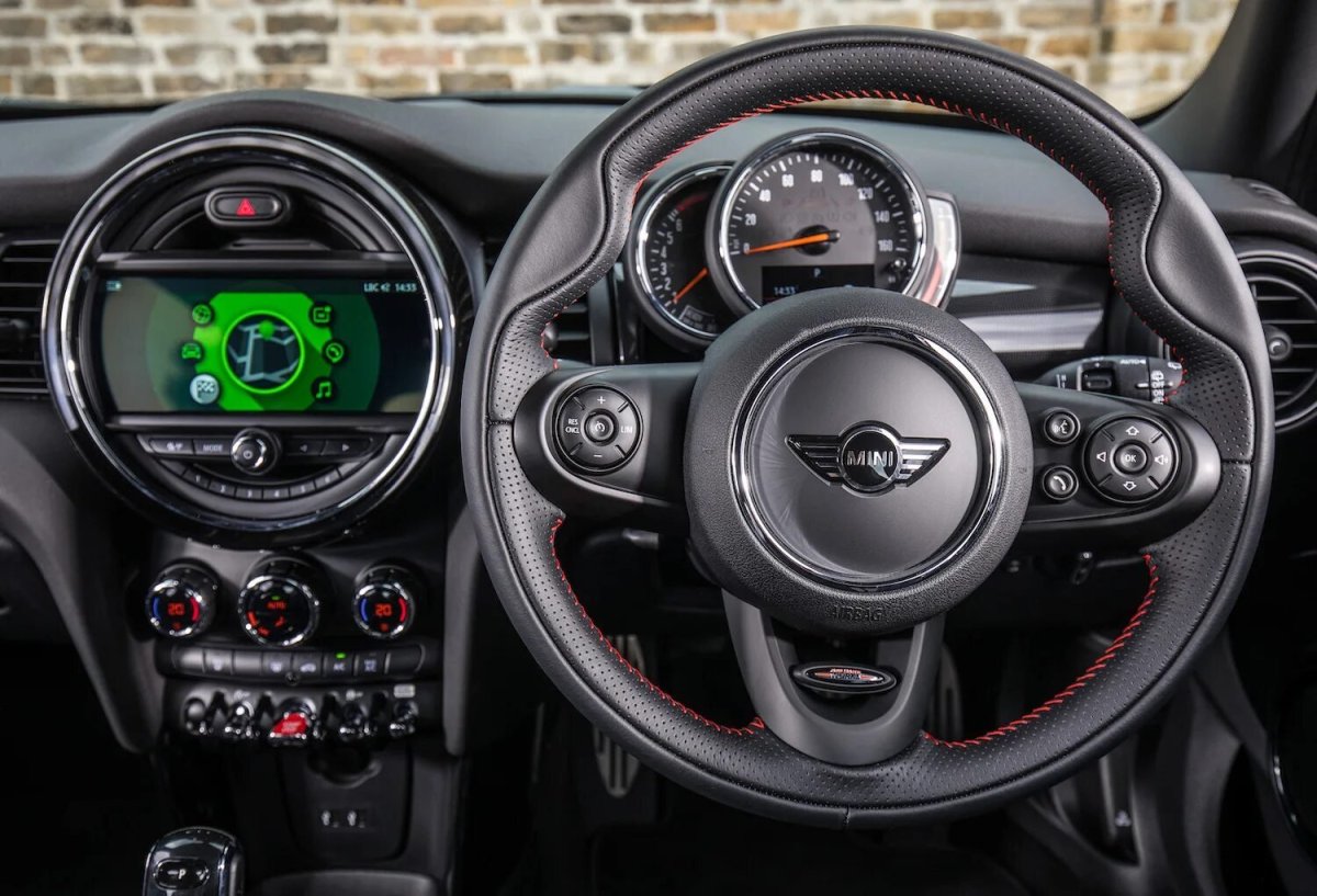 Mini f56 панель