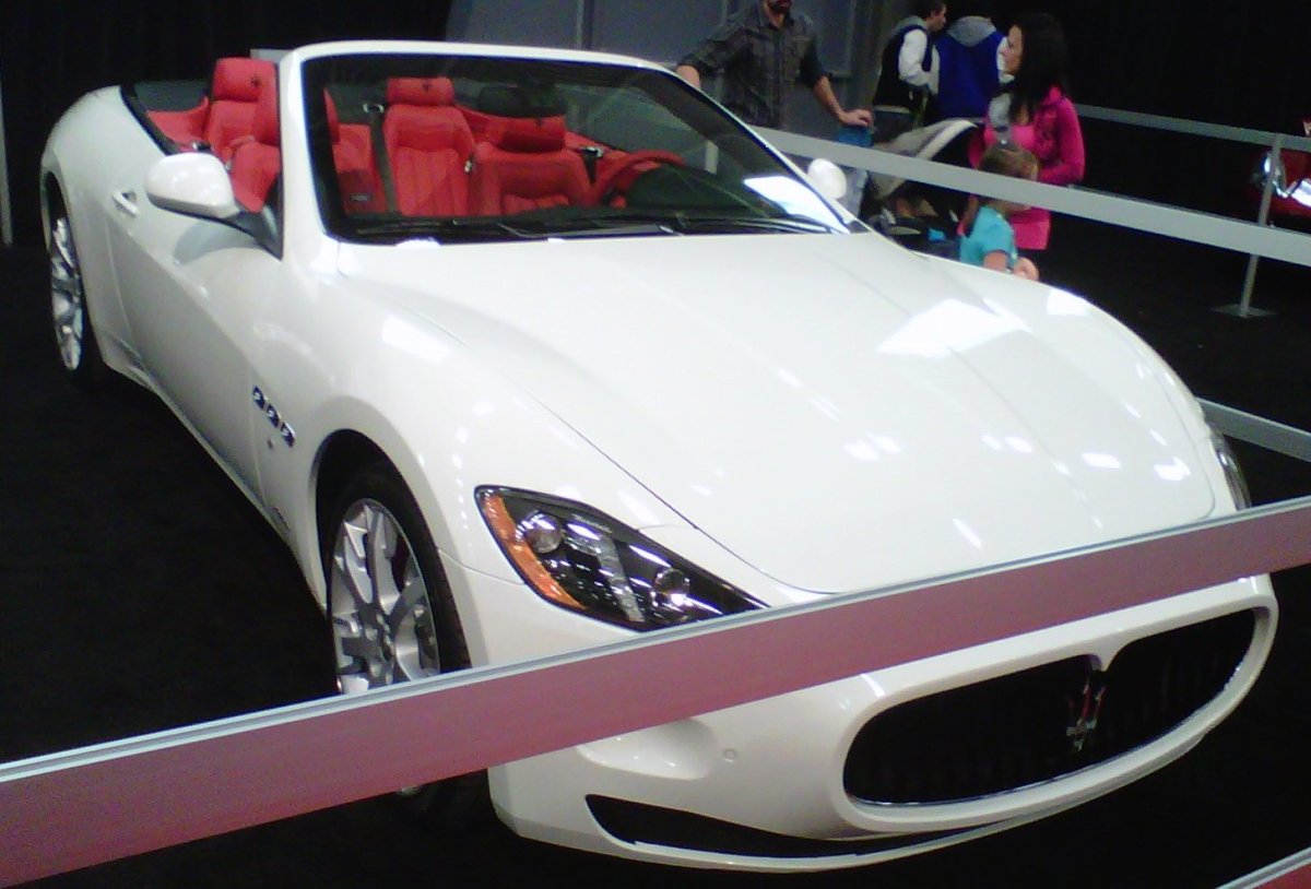 Кресло Белфаст Maserati 13
