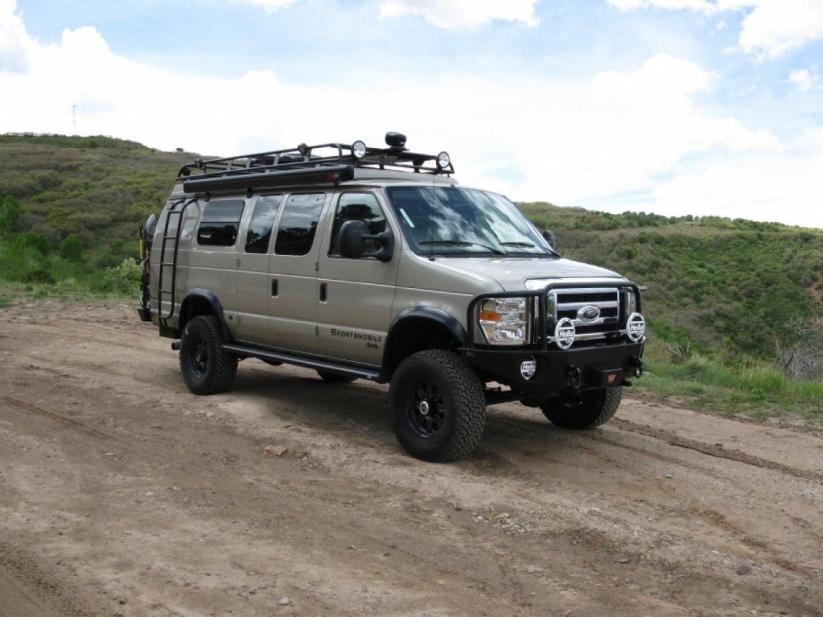 Ford 4x4 Sportsmobile