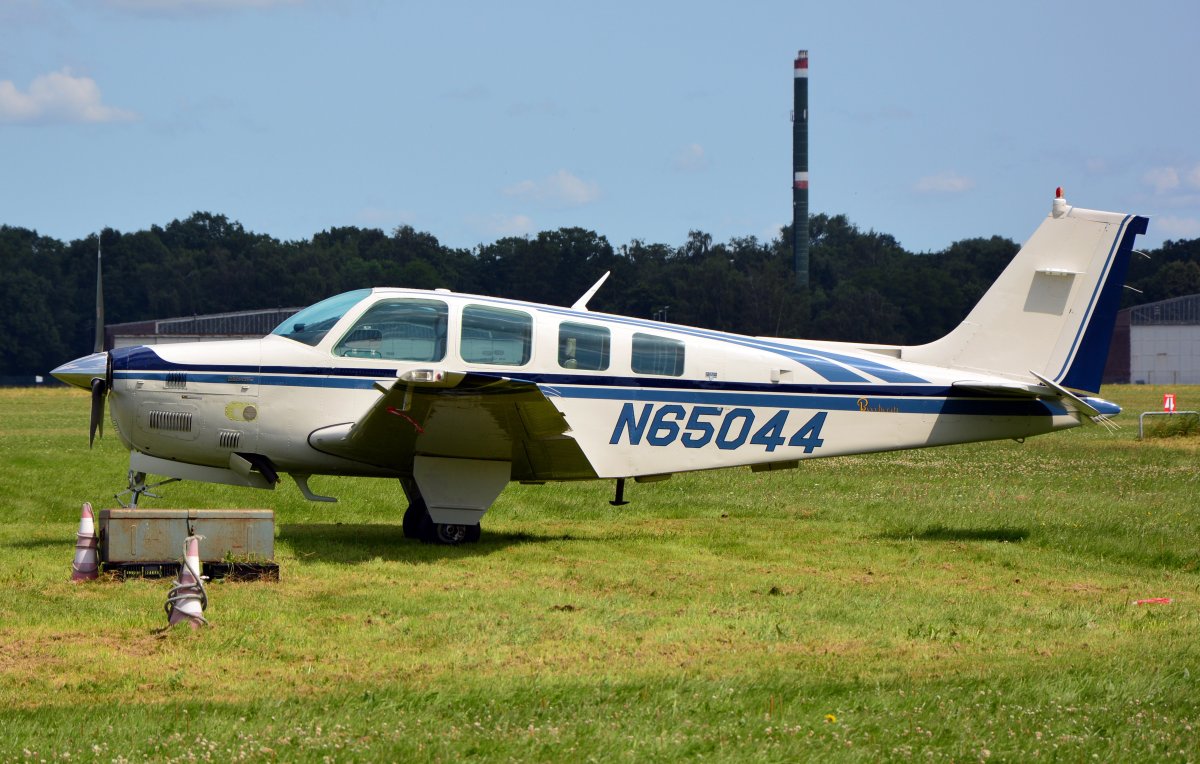 Piper pa-32 Cherokee Six
