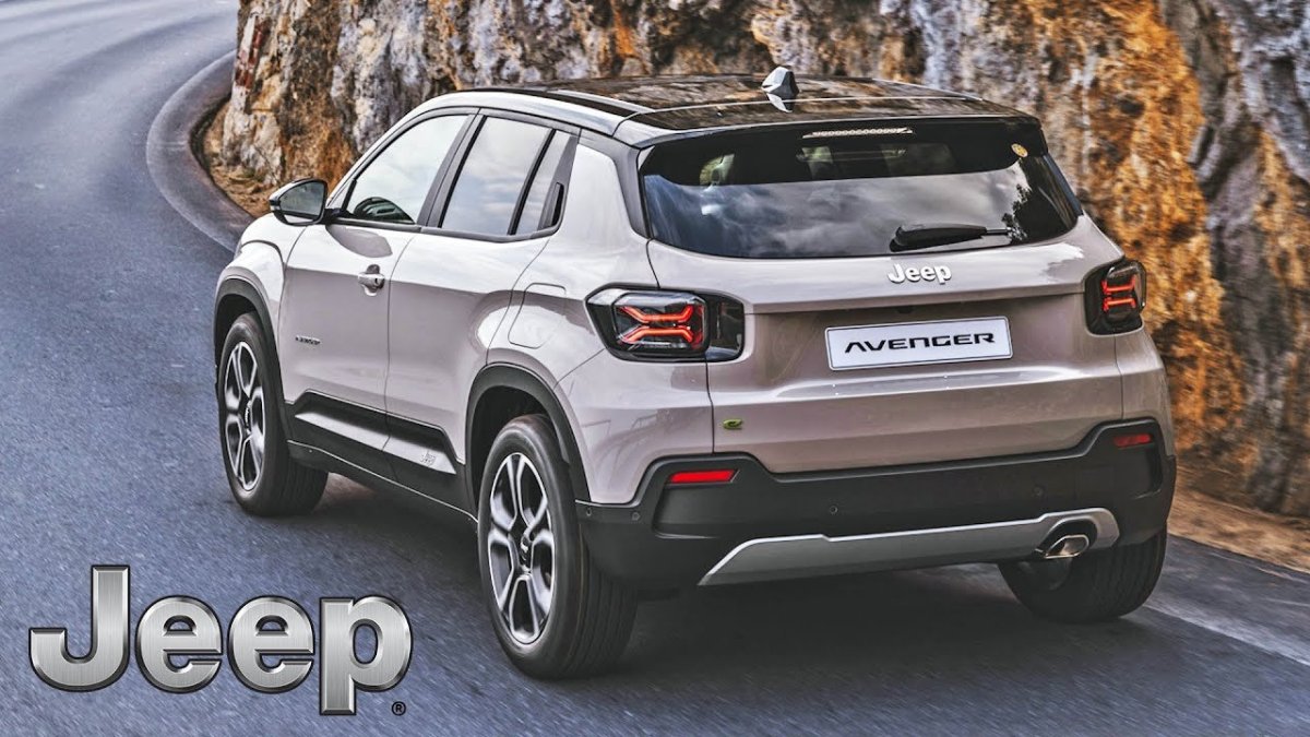 Jeep Avenger 2023 салон