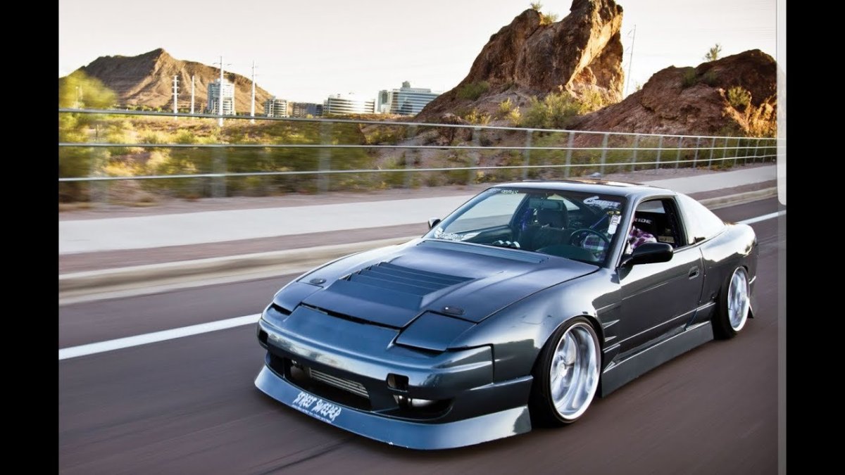 Nissan Skyline 240sx
