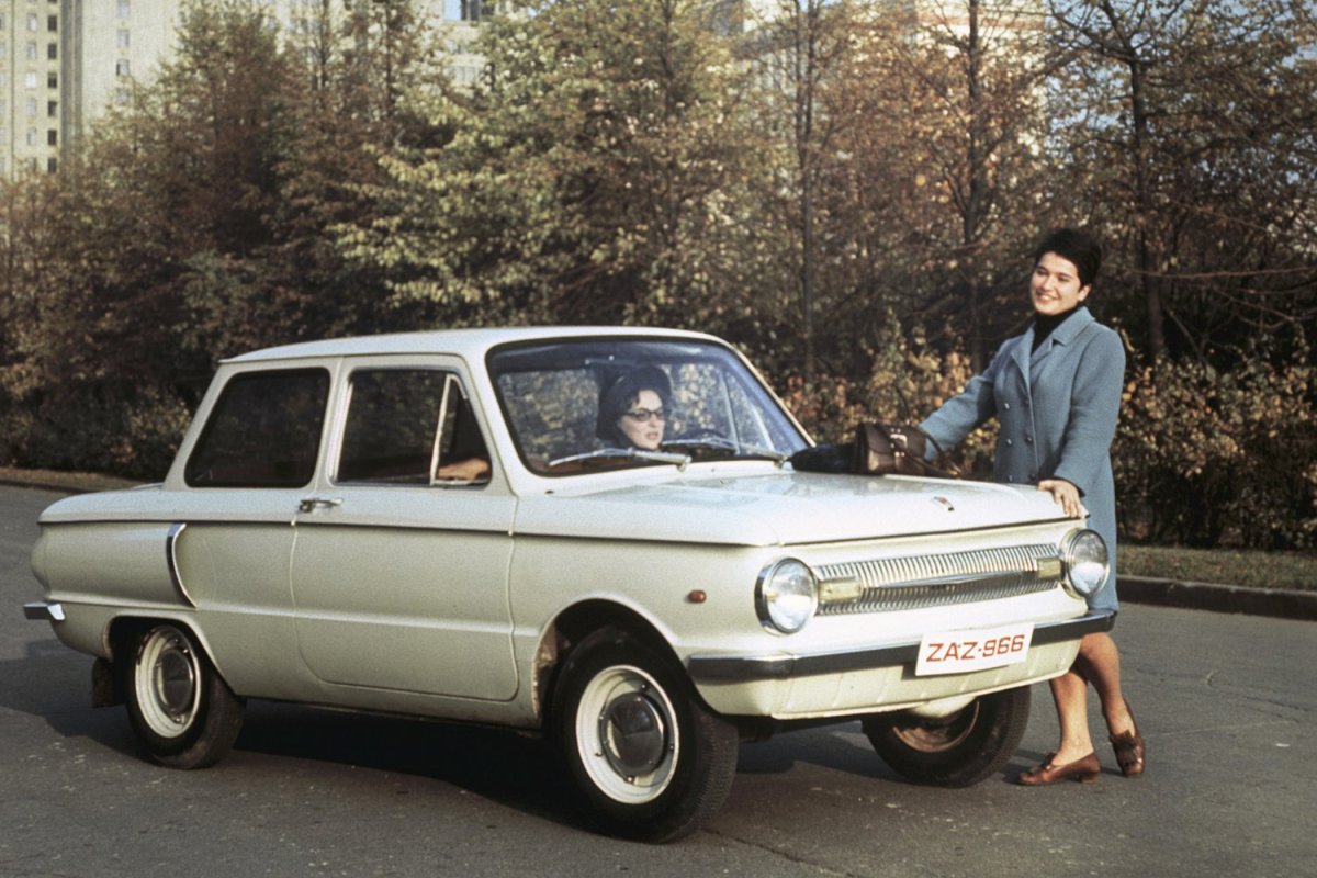 ЗАЗ 966