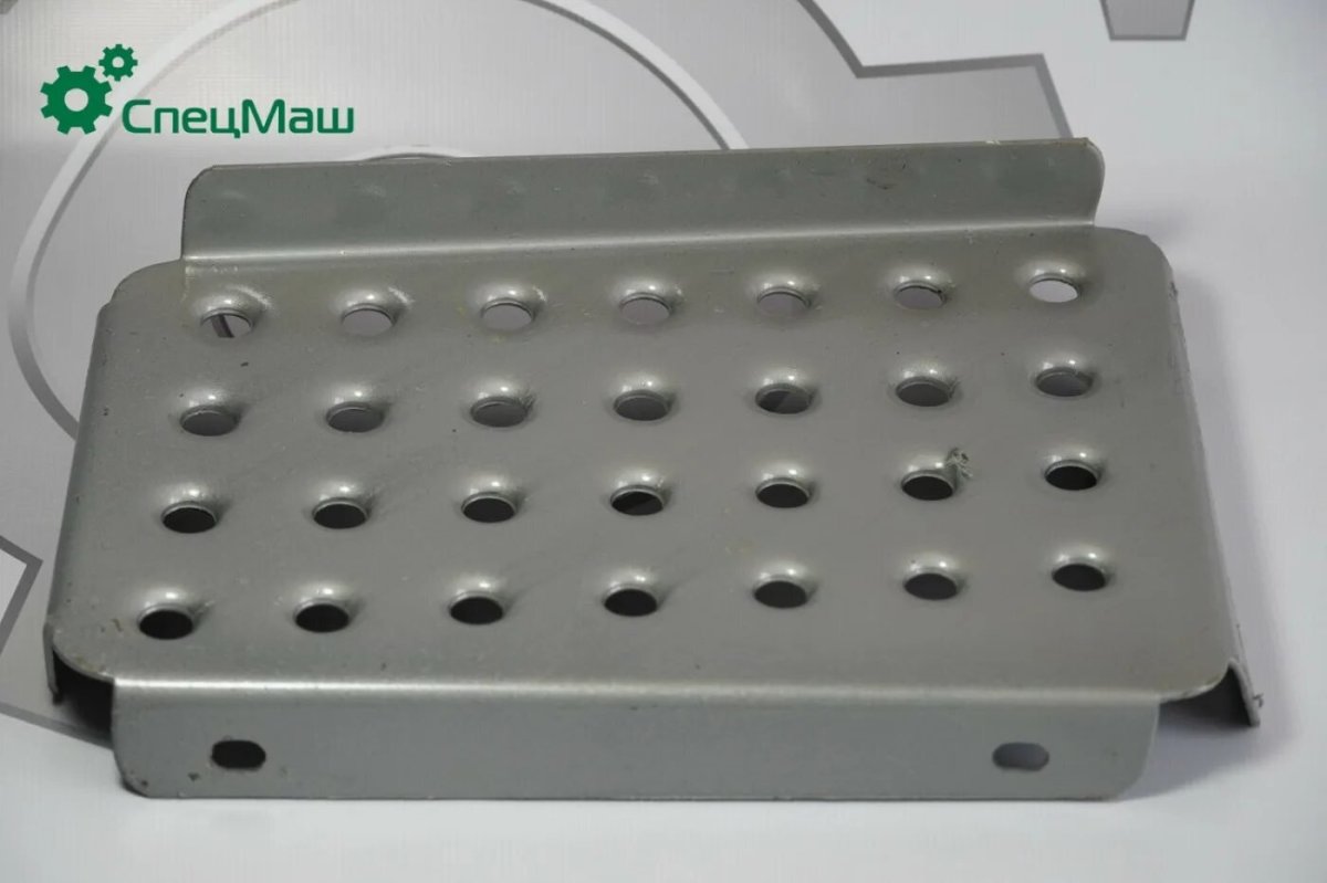 5320-8405015 Подножка левая