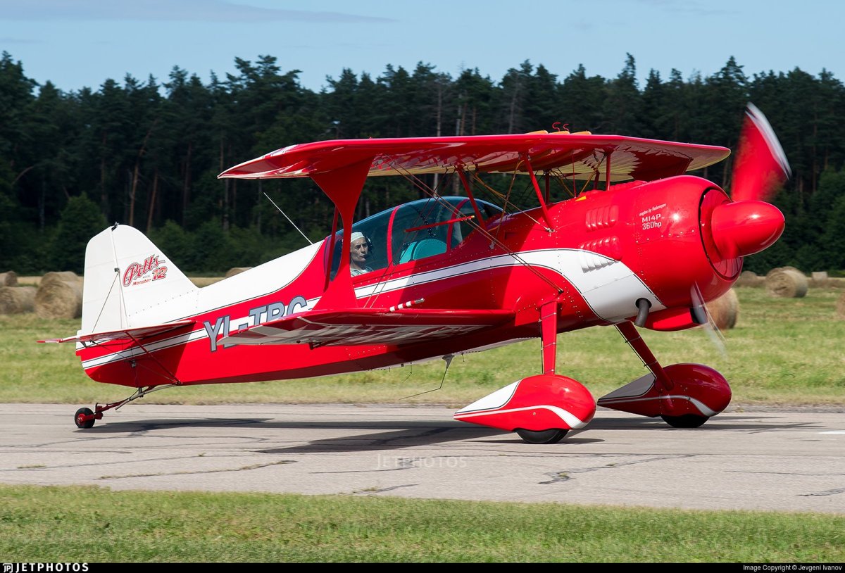 Самолет Pitts model 12