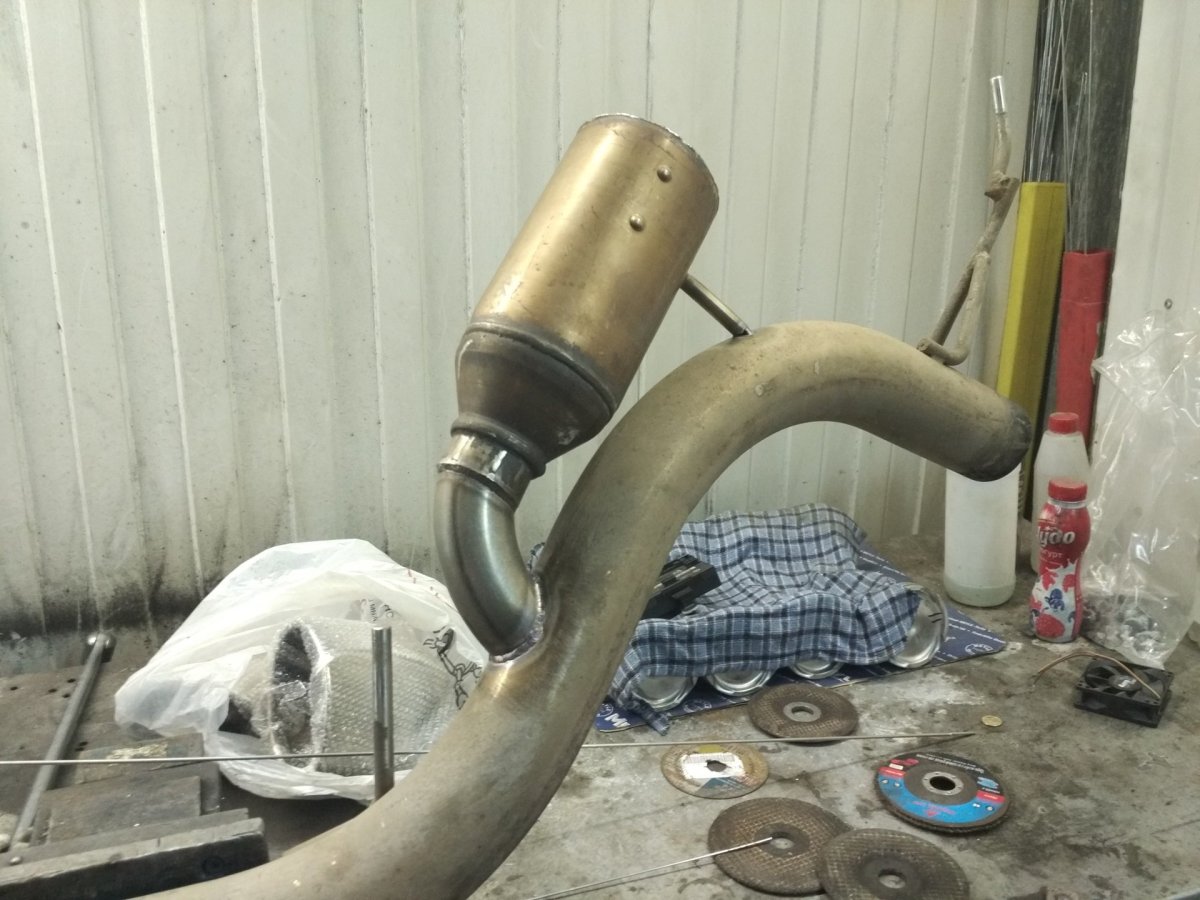 Резонатор Гельмгольца на мотоцикл