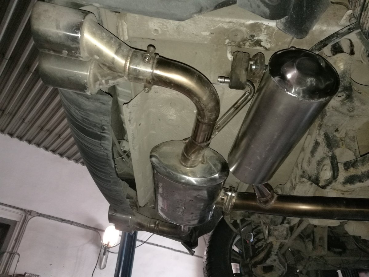 Гельмгольца выхлоп резонатор