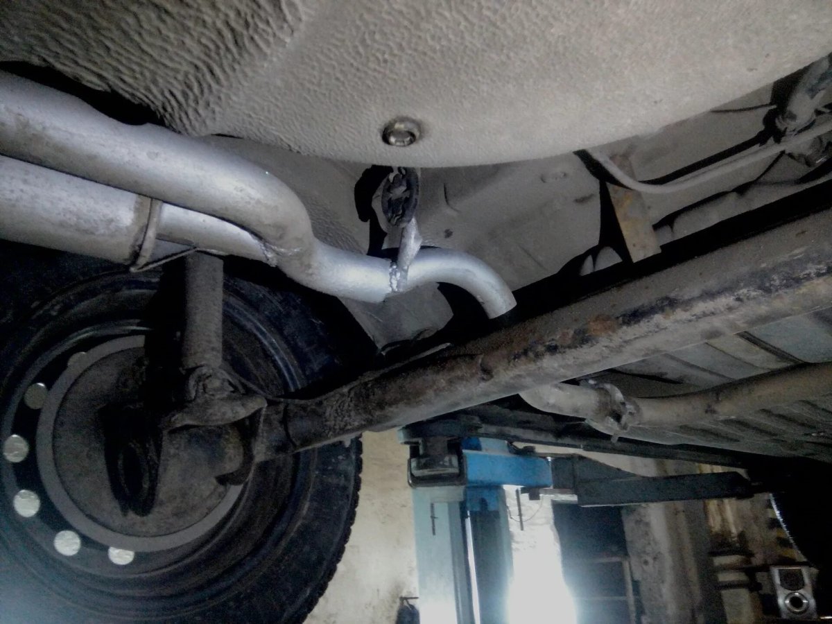 Резонатор Гельмгольца на ВАЗ 2114