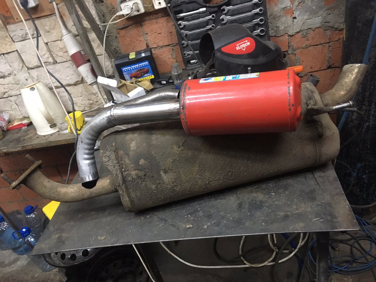 Резонатор Гельмгольца для ВАЗ 2110