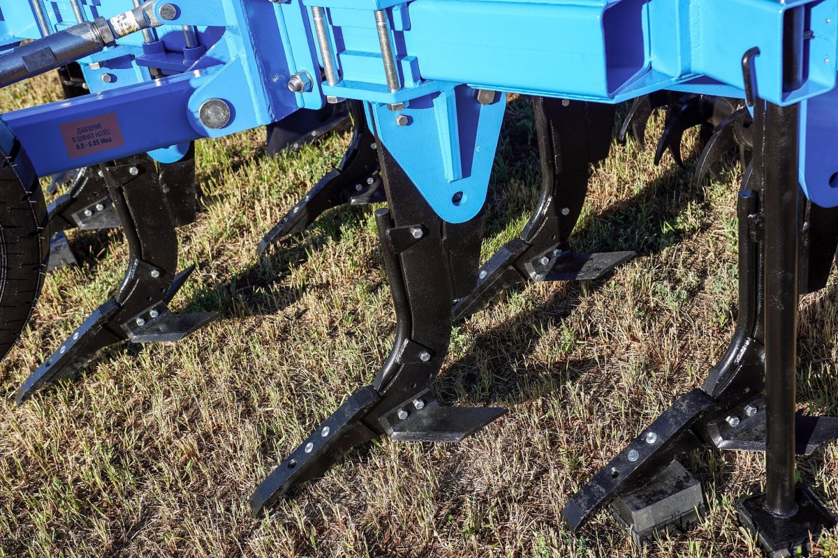 Плуг чизельный полуприцепной Svarog ПЧП-4,5