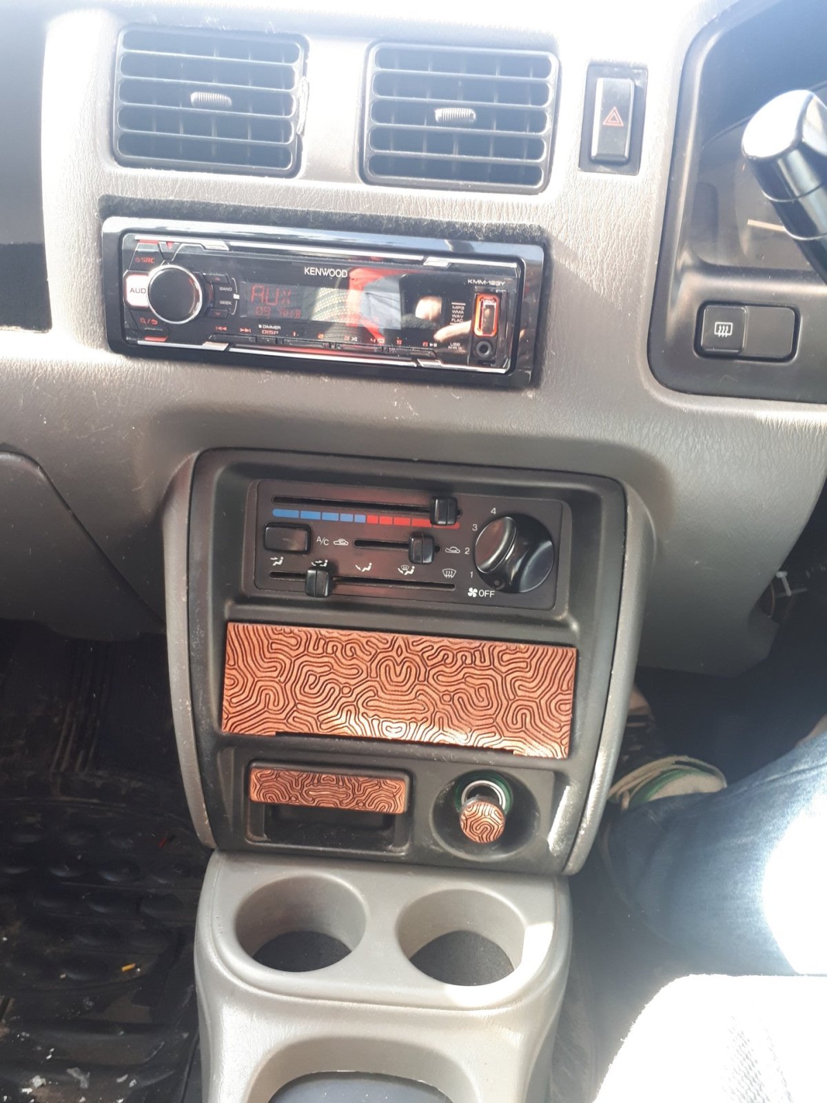 Мазда Демио 1997 салон