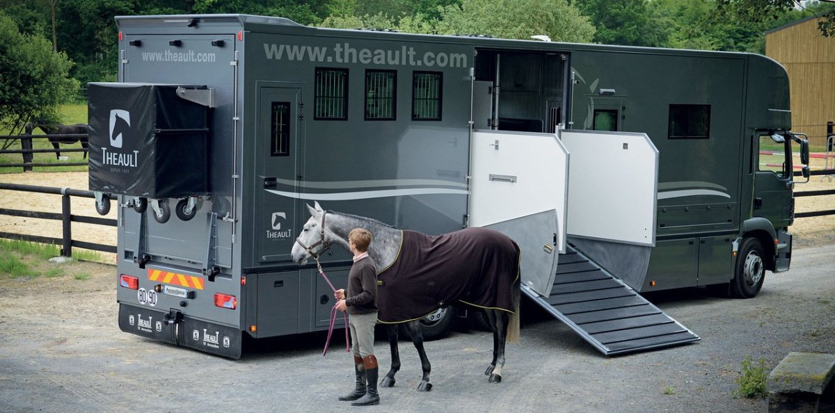 Коневоз cheval liberte