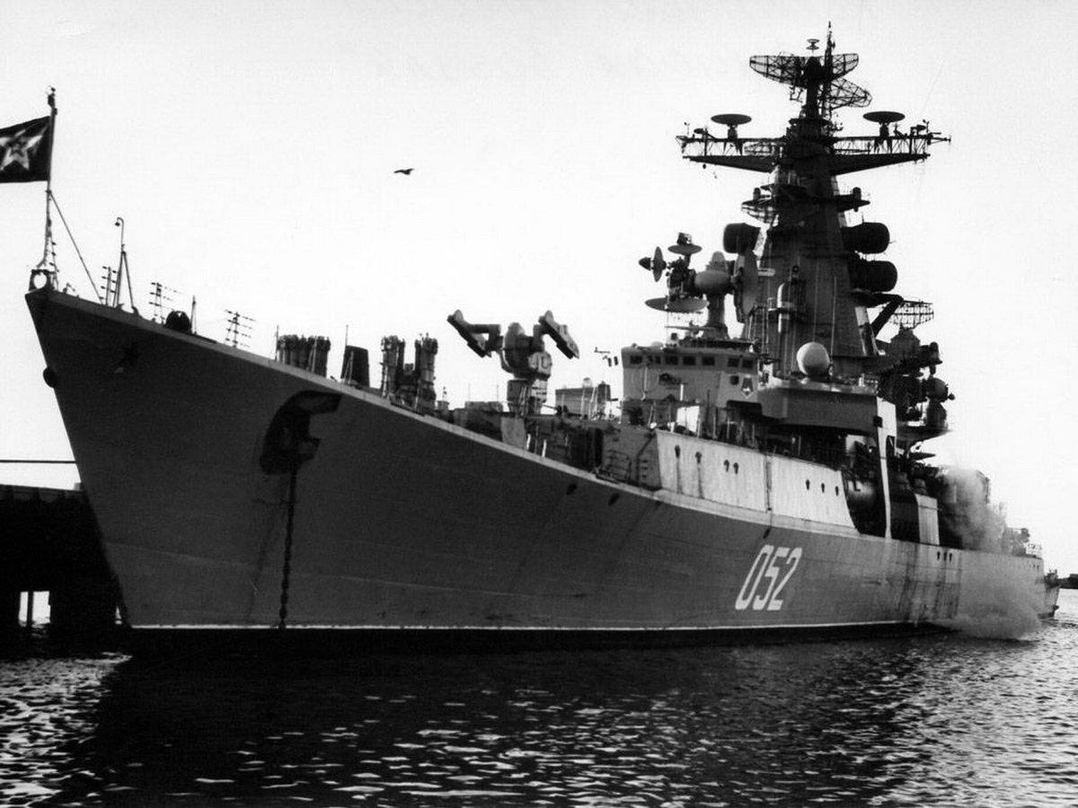 Крейсер Адмирал Зозуля