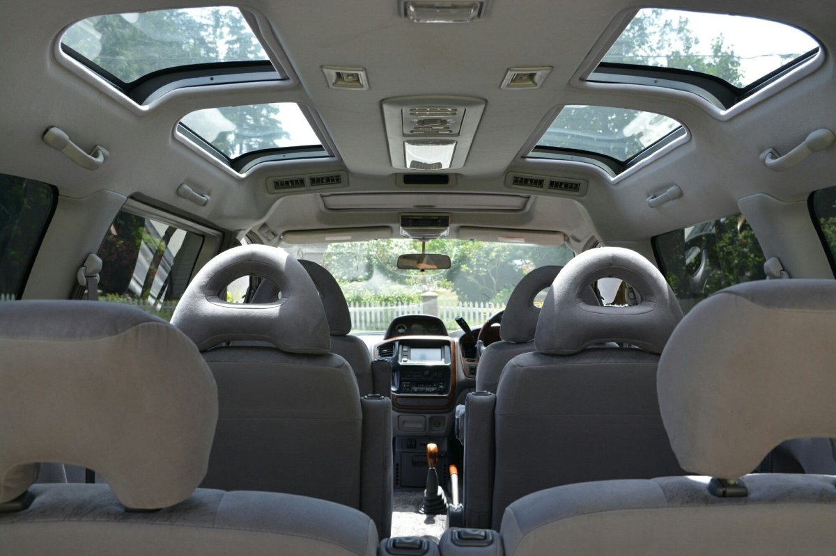 Делика д5 с панорамная крыша