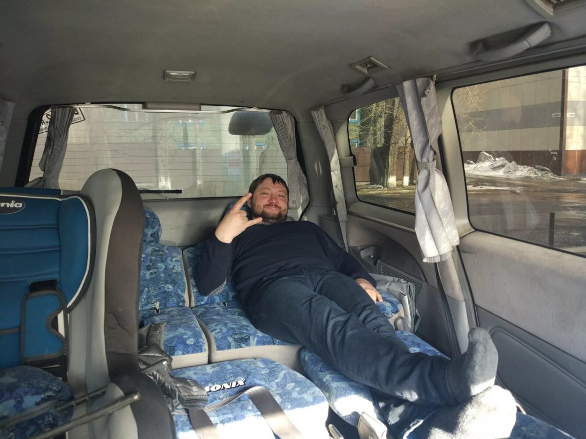 Митсубиши Делика салон