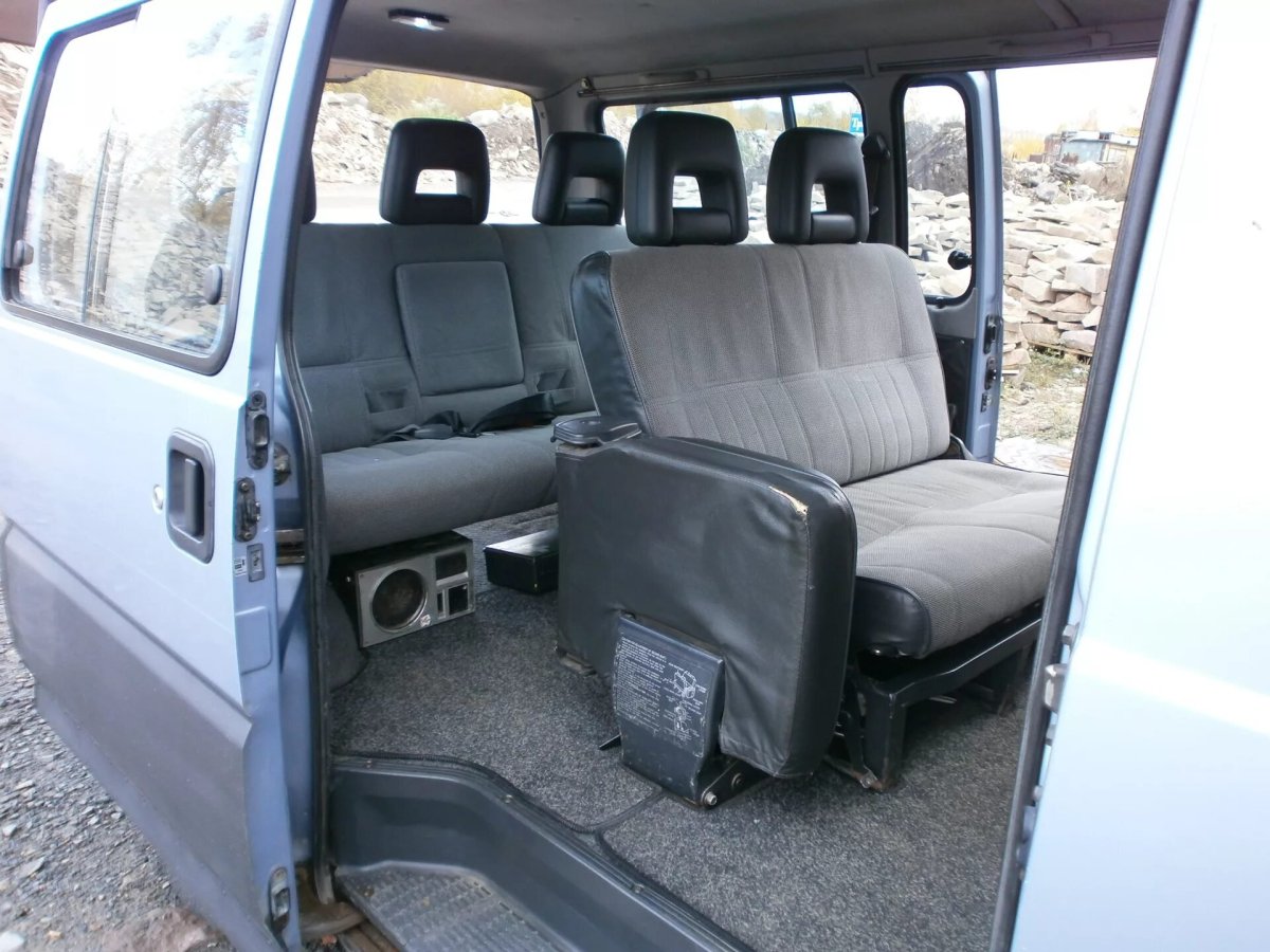 Митсубиси Делика л300