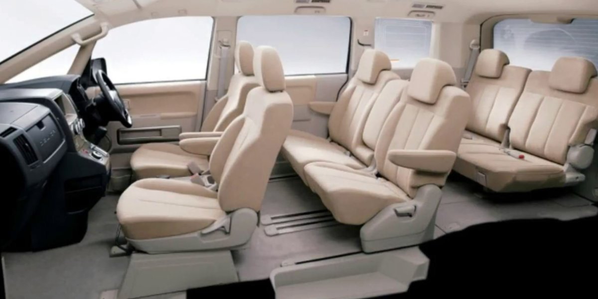 Mitsubishi Delica d5 салон