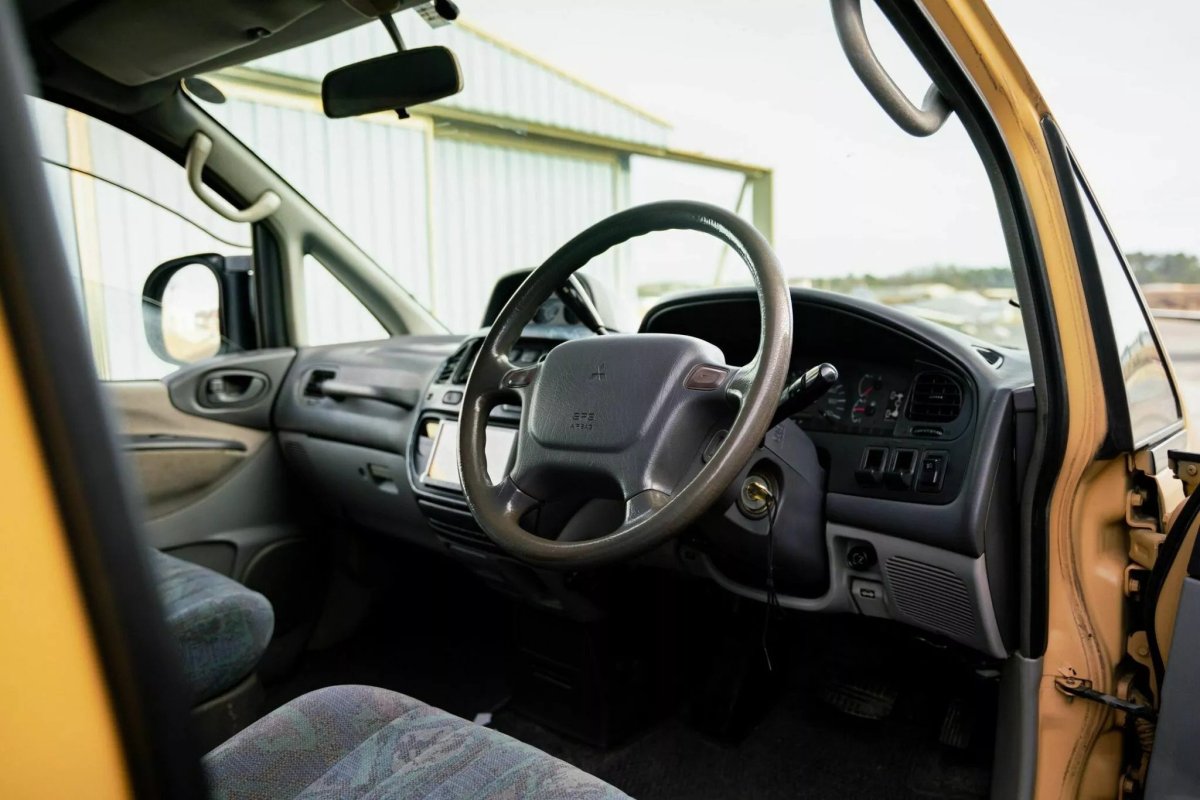 Mitsubishi Delica Space Gear 4wd