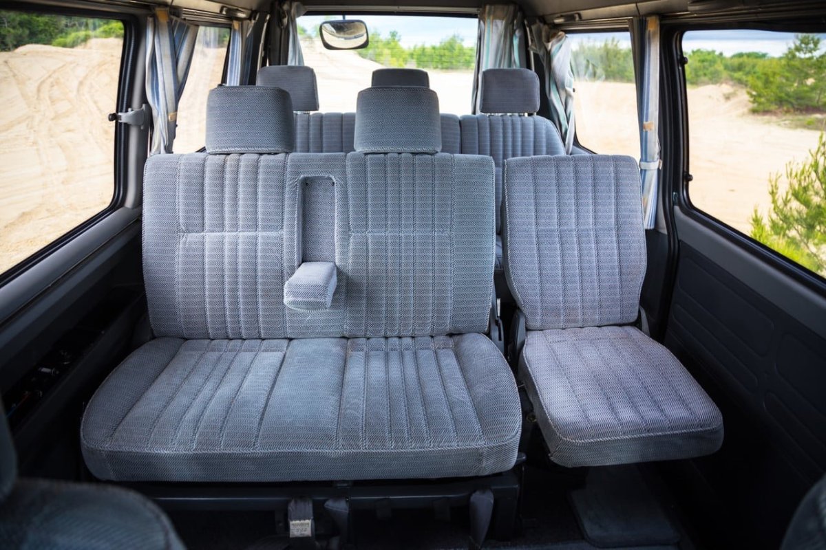 Mitsubishi Delica 1989 салон