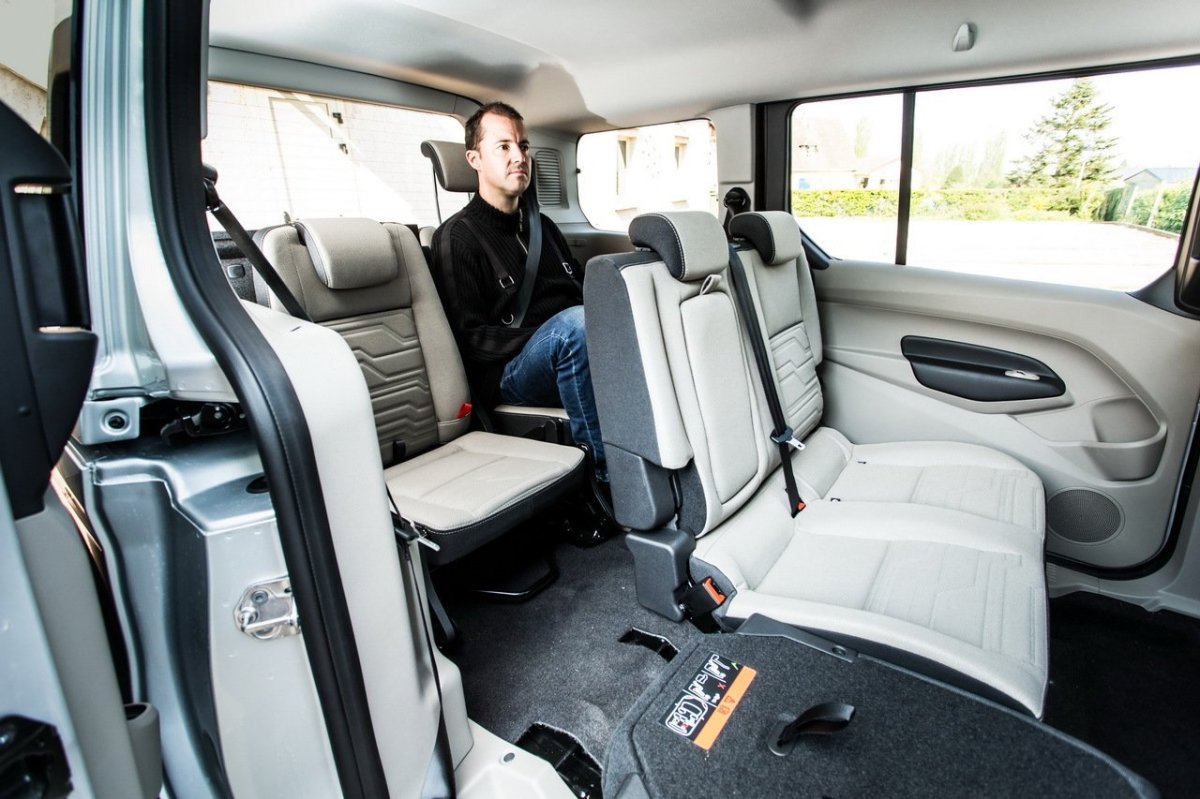 Ford Transit connect 2 салон