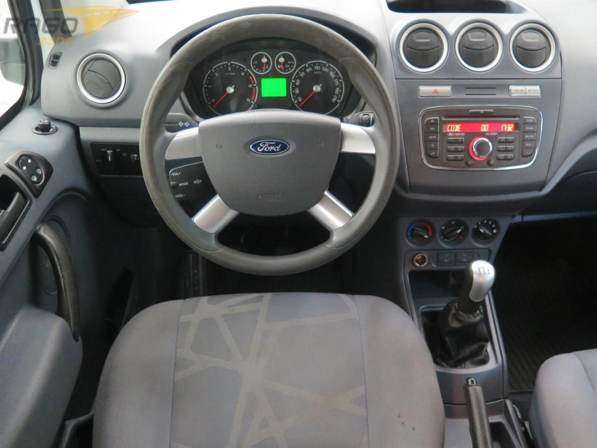 Форд Коннект 2010 салон