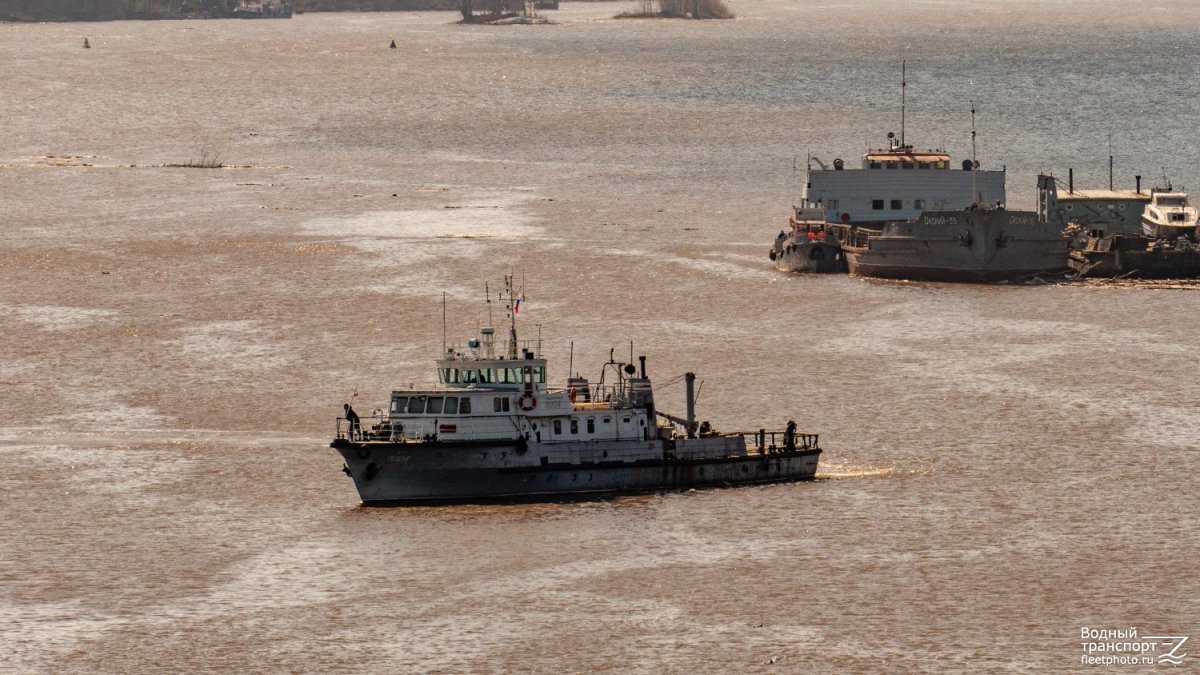 Паром Окский 35