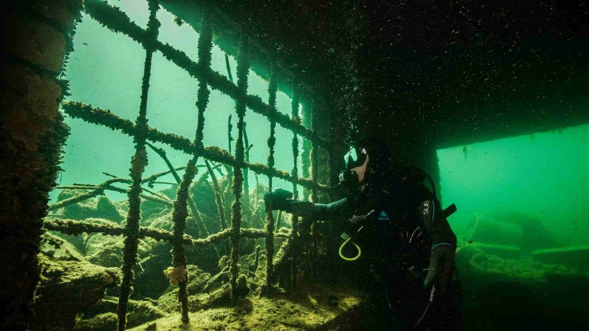 Подводная тюрьма