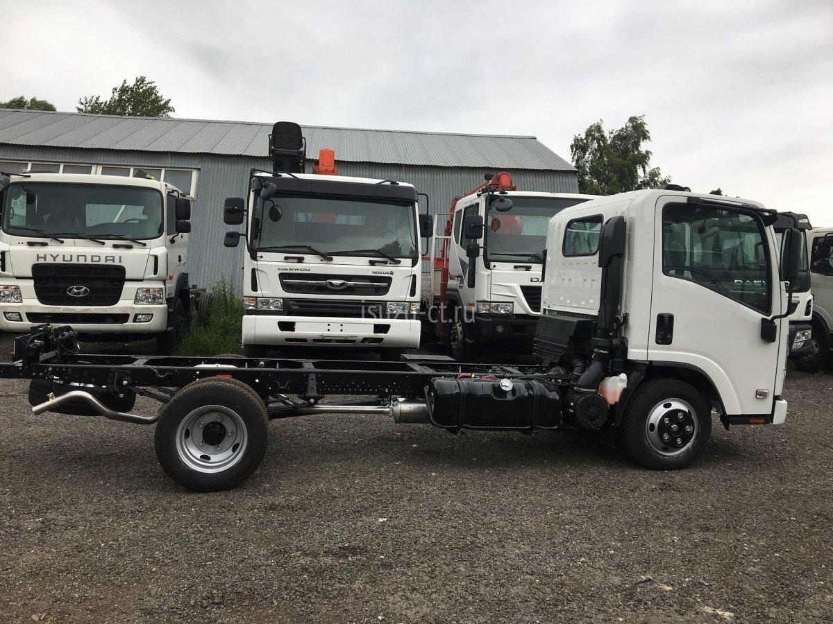 Библия мобиль на базе Исузу.