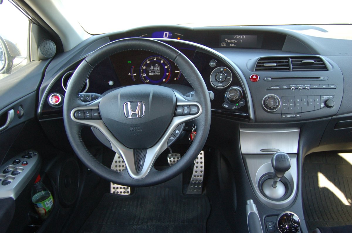 Honda Civic 5d Interior