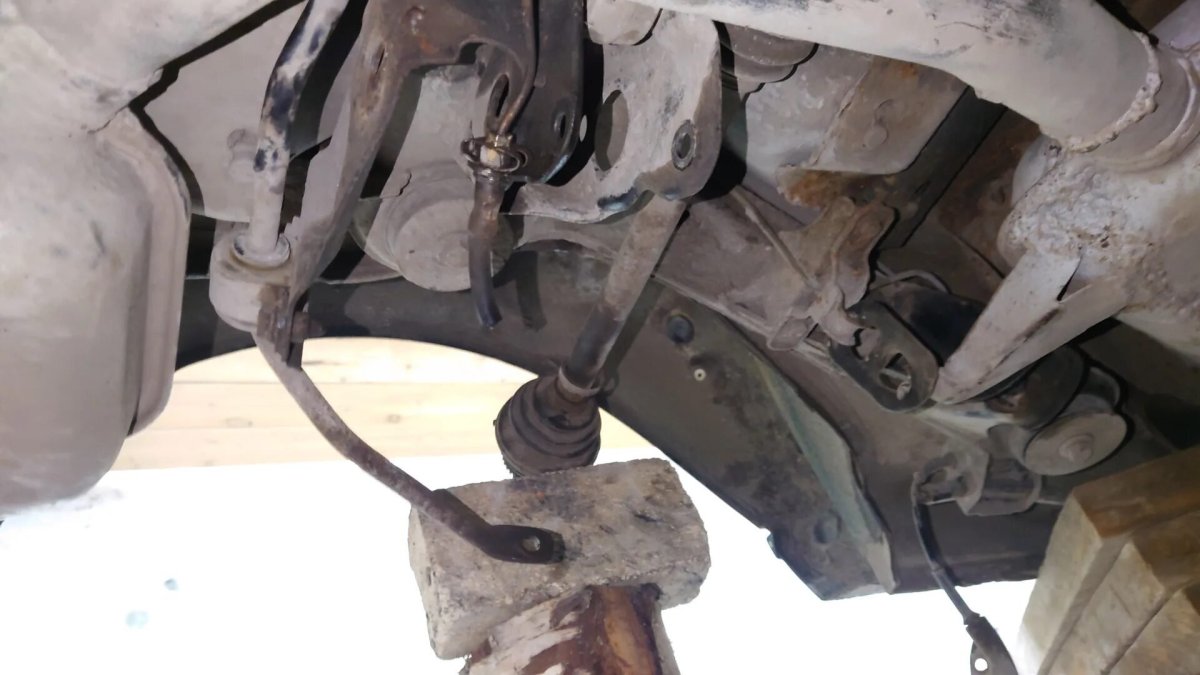 Мазда 626 задняя подвеска