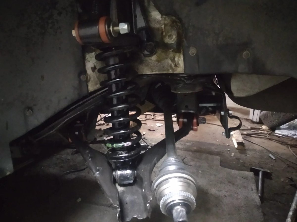 Развальные тяги Ауди 80