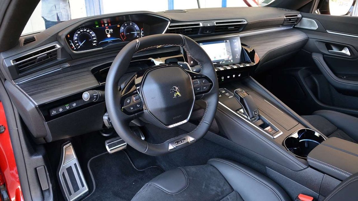 Peugeot 508 2020 салон