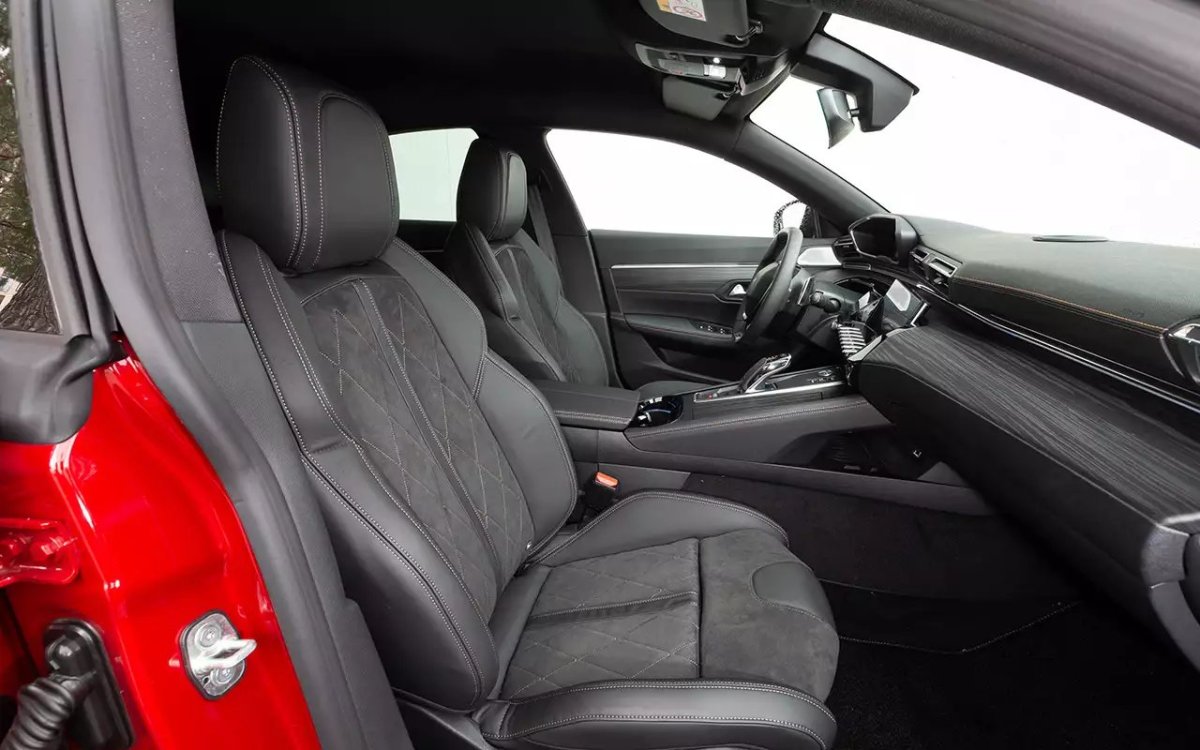 Пежо 508 кресла