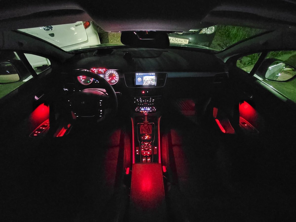 Peugeot 508 подсветка салона