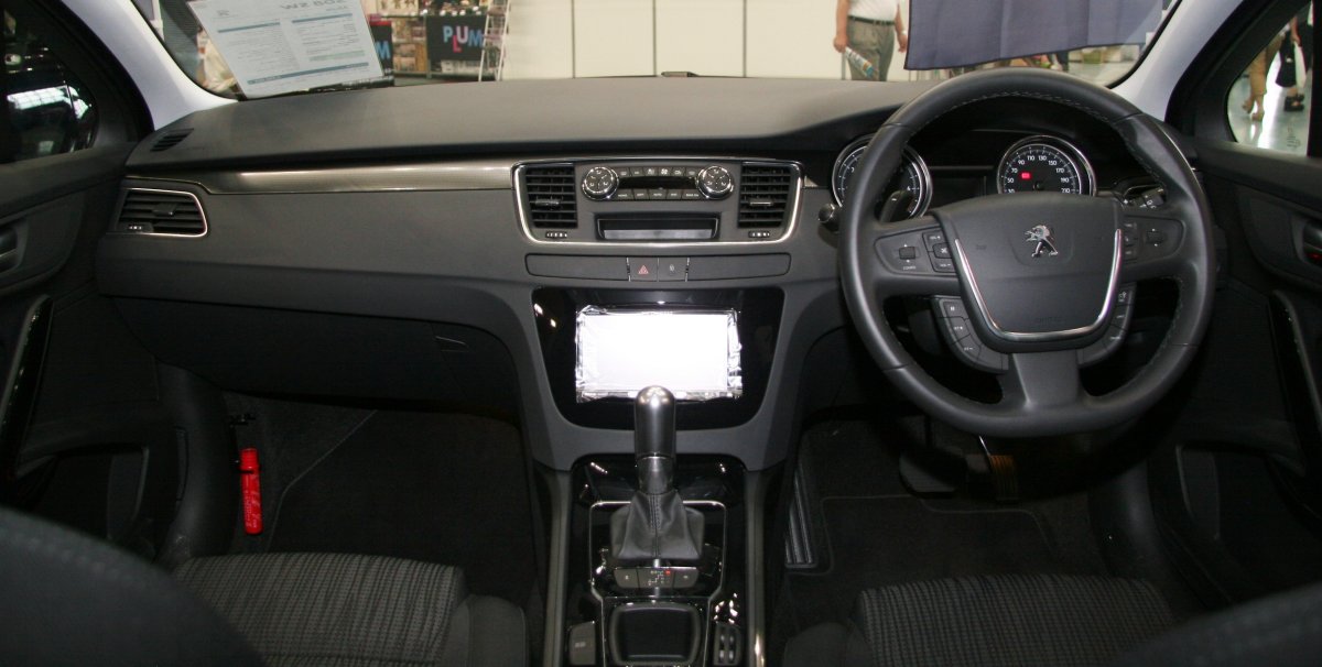 Peugeot 508 2012 Interior