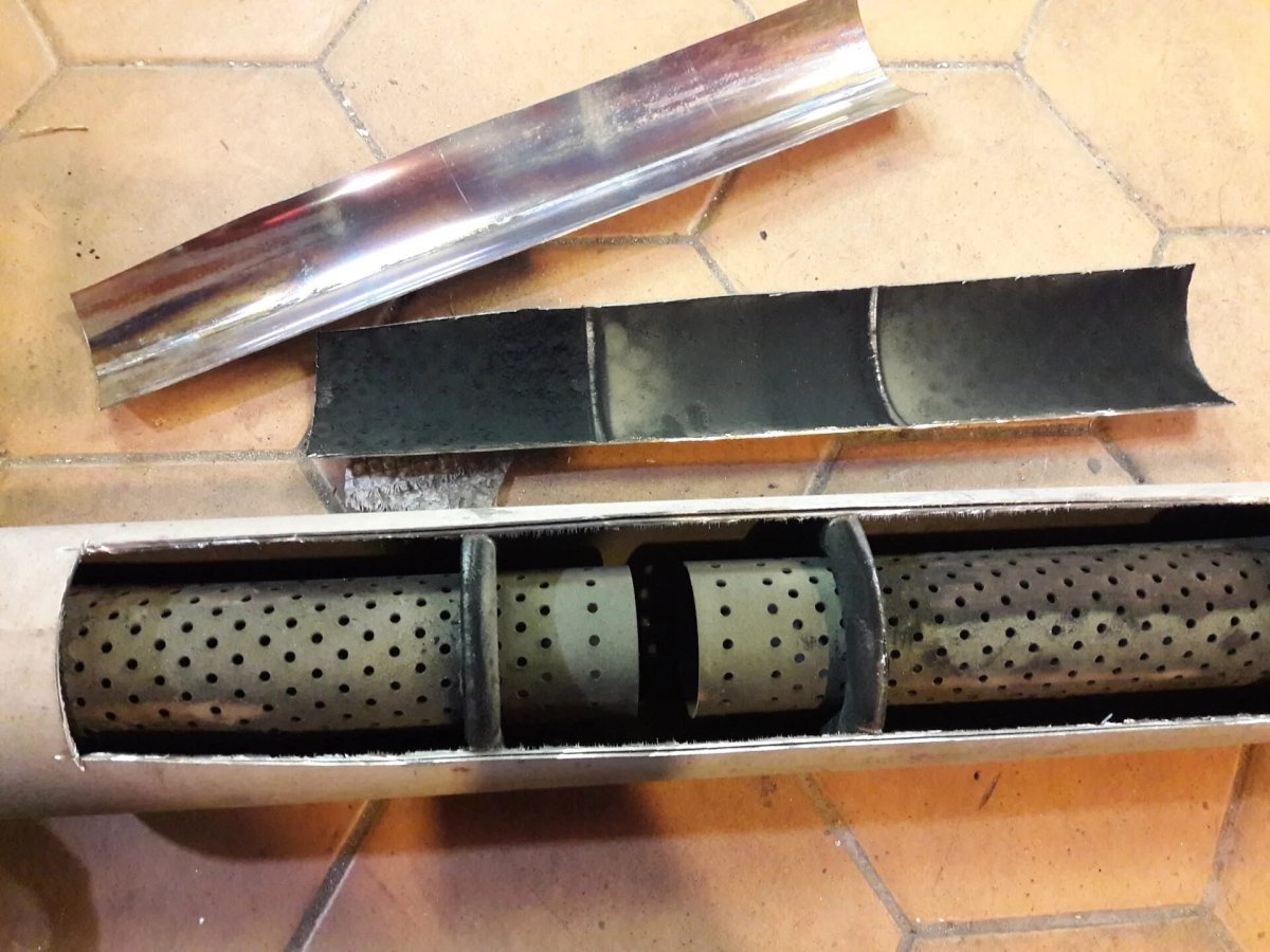 Резонатор Стингер в разрезе ВАЗ