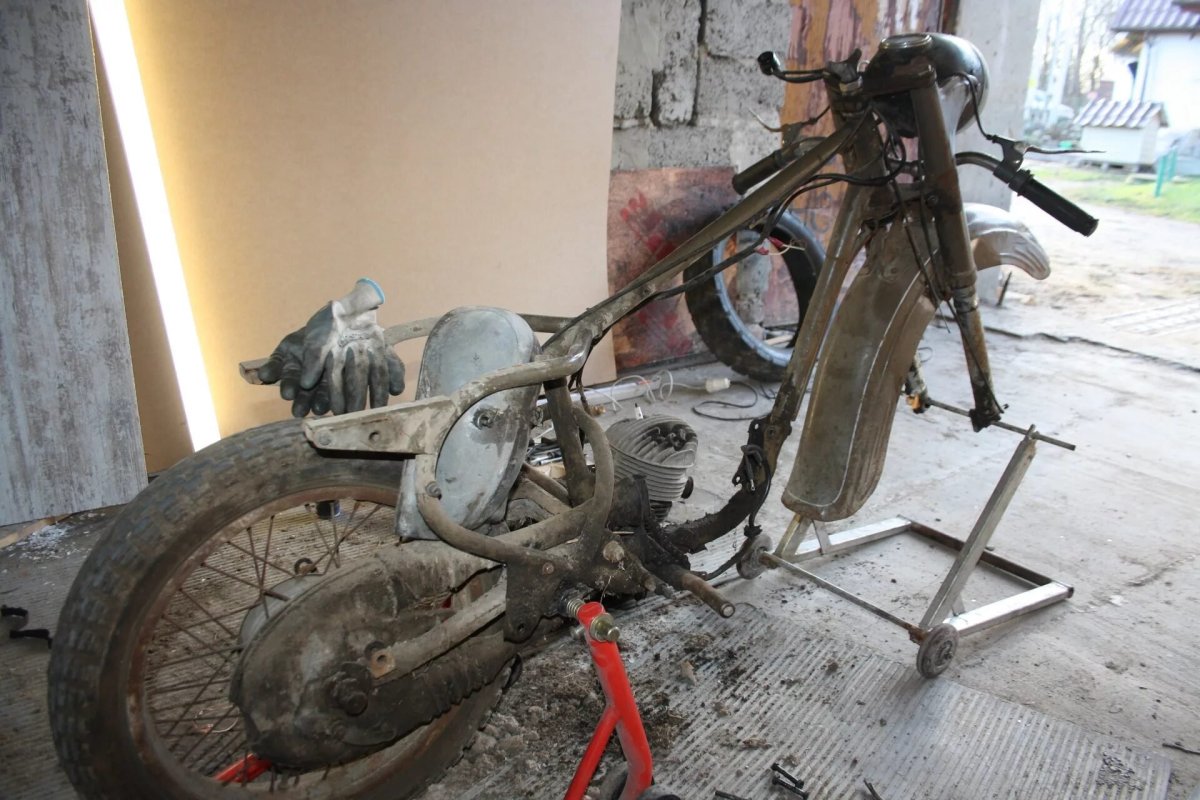 Мотоцикл Ковровец к-175