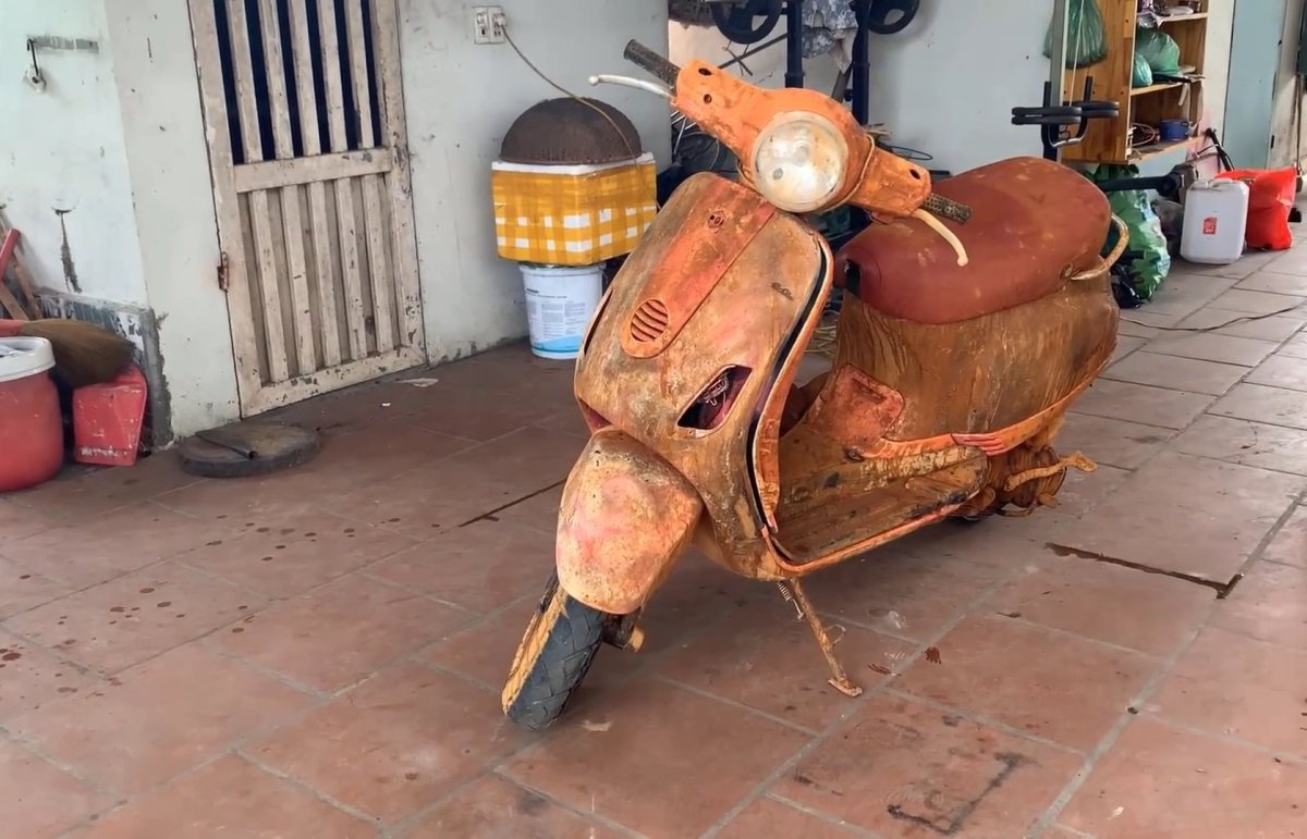 Ржавый мопед