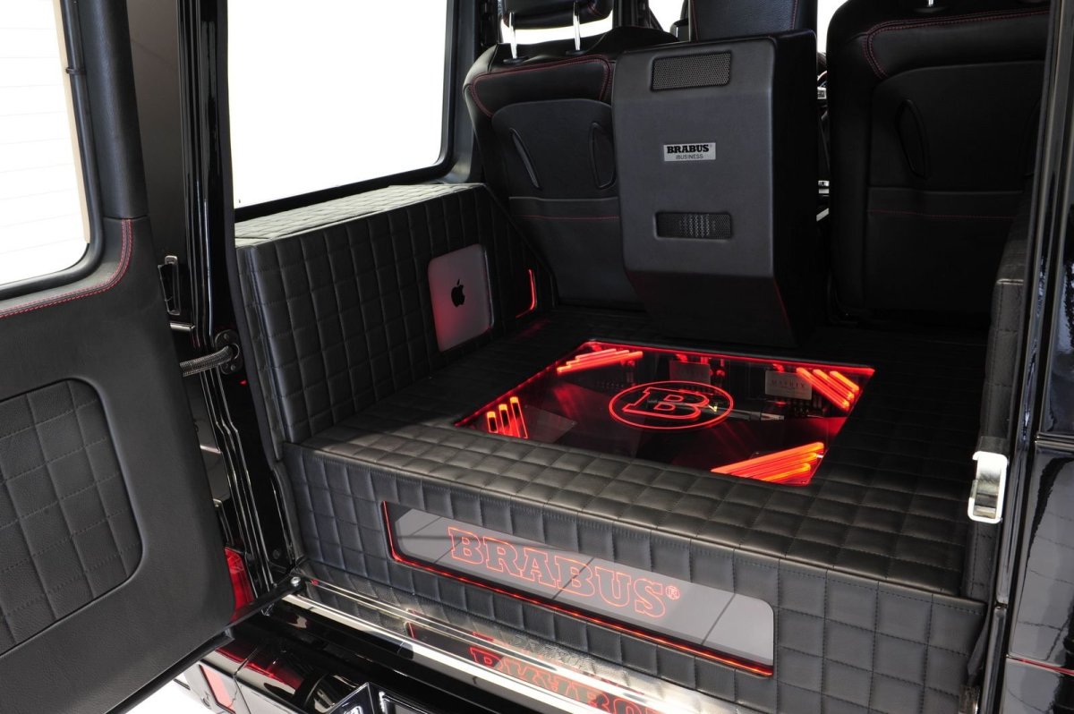 Mercedes g Brabus 800