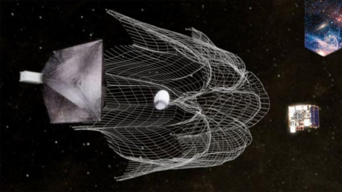 Повреждения МКС от космического мусора