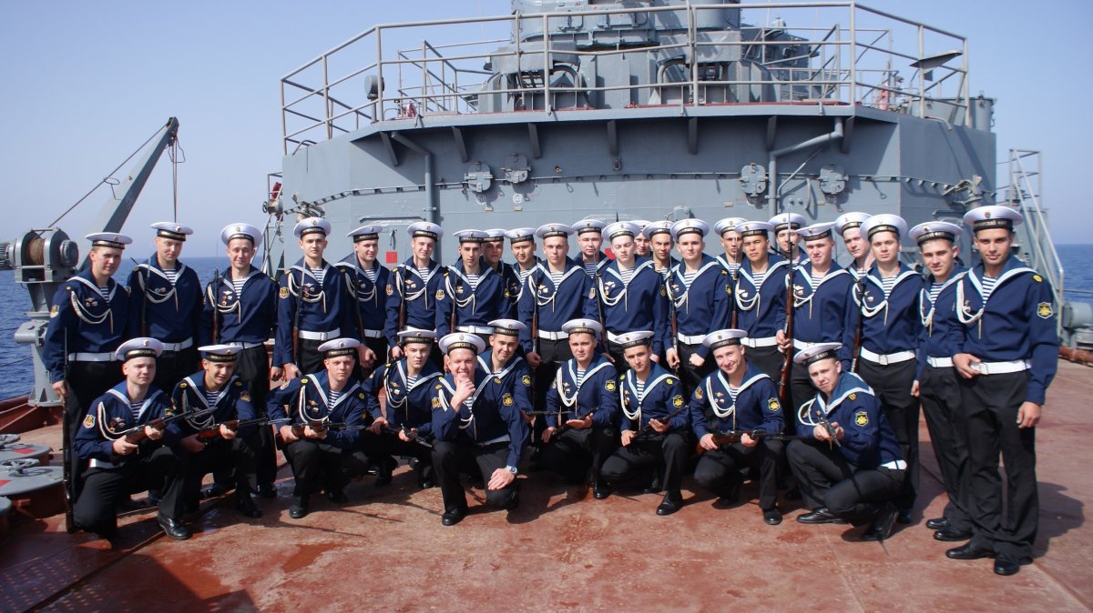 БДК Ямал экипаж