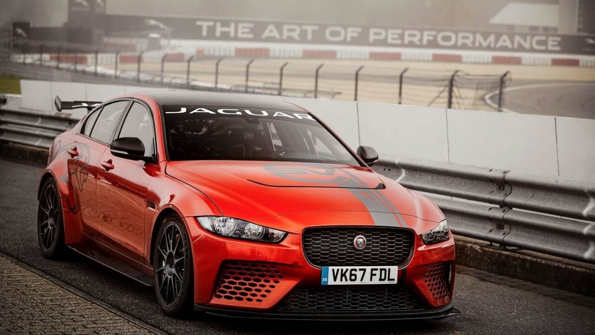 Jaguar xe SV Project