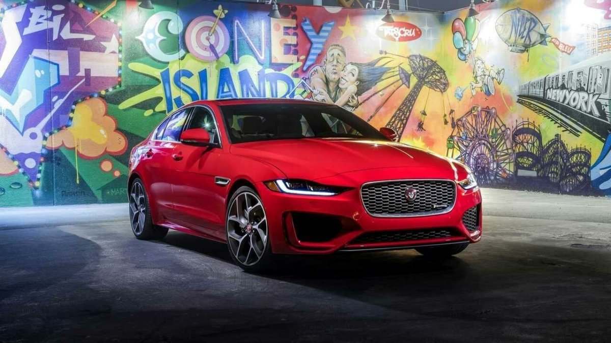 Jaguar xe