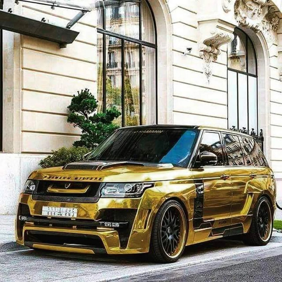 Тюнинговый Рендж Ровер